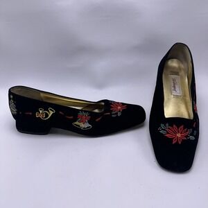 Vintage Worthington Christmas Holiday Embroidered Black Velvet Loafer Size 8.5 M